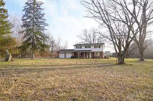 222 E Social Row Rd, Washington Twp, OH 45458 - Photo 37