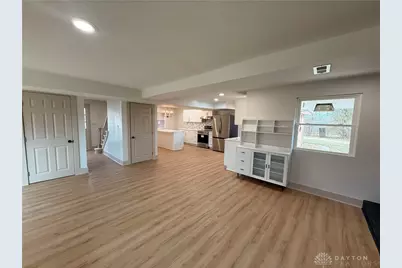 222 E Social Row Road, Washington Twp, OH 45458 - Photo 9