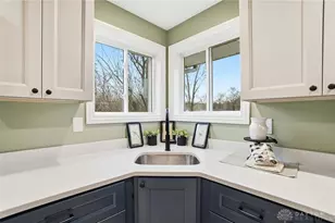 161 Ashbrook Rd, Dayton, OH 45415 - Photo 13