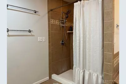 106 Newkirk Drive, Hillsboro, OH 45133 - Photo 37