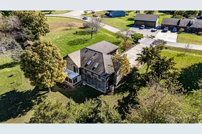 805 Brande Drive, Eaton, OH 45320 - Photo 3