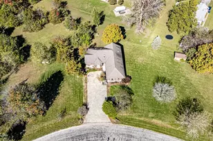 805 Brande Dr, Eaton, OH 45320 - Photo 35