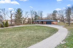 930 N Bickett Rd, Xenia, OH 45385 - Photo 7