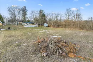 930 N Bickett Rd, Xenia, OH 45385 - Photo 15