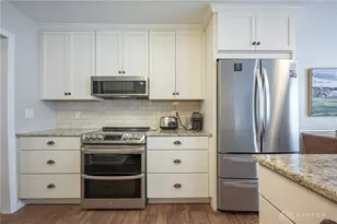 7785 Thomas Jefferson Ln, Washington Twp, OH 45459 - Photo 13