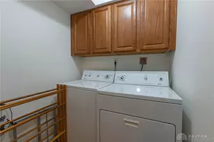 7785 Thomas Jefferson Ln, Washington Twp, OH 45459 - Photo 21