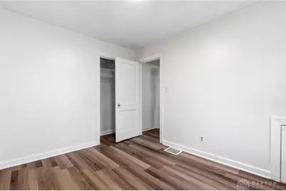 2942 Melbourne Avenue, Dayton, OH 45417 - Photo 17