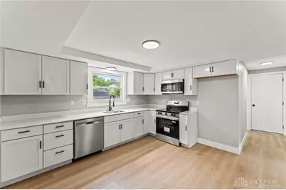 7371 Damascus Drive, Dayton, OH 45424 - Photo 11