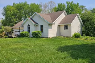 43 Hidden Creek Dr, Jamestown Vlg, OH 45335 - Photo 3