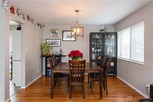 852 Crestmont Dr, Beavercreek, OH 45431 - Photo 7