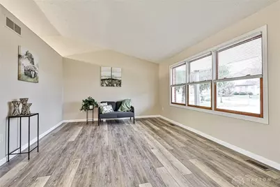 143 Westrock Farm Drive, Englewood, OH 45322 - Photo 7