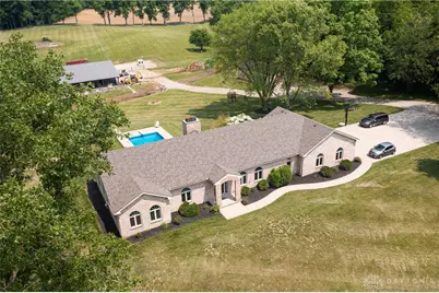 5152 S Tecumseh Road, Springfield, OH 45502 - Photo 1