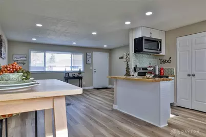 4340 Longfellow Avenue, Dayton, OH 45424 - Photo 9