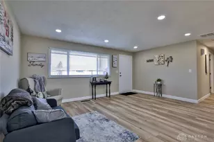 4340 Longfellow Ave, Dayton, OH 45424 - Photo 3