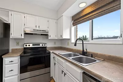 404 Waterfront Place, Dayton, OH 45458 - Photo 13