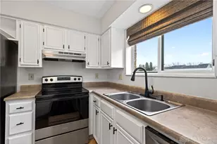 404 Waterfront Pl, Dayton, OH 45458 - Photo 13