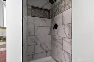 404 Waterfront Pl, Dayton, OH 45458 - Photo 17