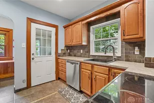 853 Carlisle Ave, Dayton, OH 45410 - Photo 13