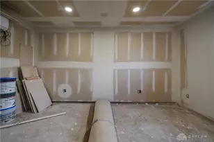 4304 Harbison St, Dayton, OH 45439 - Photo 47