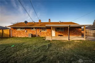 4304 Harbison St, Dayton, OH 45439 - Photo 37