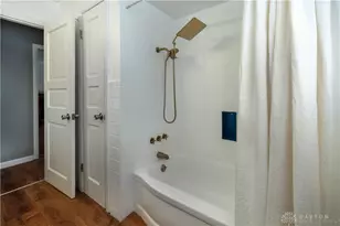 600 Laurelann Dr, Dayton, OH 45429 - Photo 19