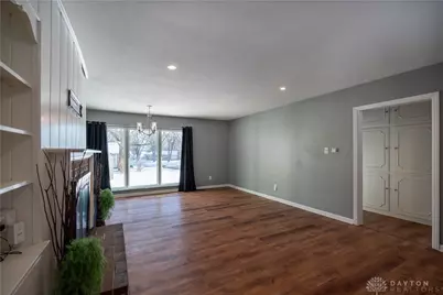 600 Laurelann Drive, Dayton, OH 45429 - Photo 3