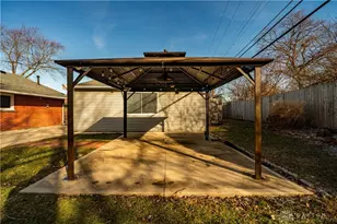 4518 Harbison St, Dayton, OH 45439 - Photo 43