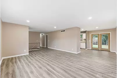 603 Louise Drive, Xenia, OH 45385 - Photo 5