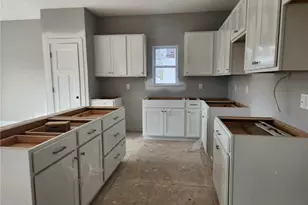 1565 N Fairfield Rd, Beavercreek, OH 45432 - Photo 5