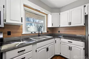 1126 Adams St, Fairborn, OH 45324 - Photo 13