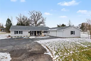 6070 Studebaker Rd, Tipp City, OH 45371 - Photo 3