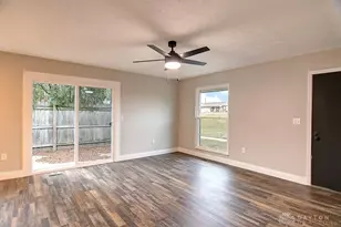 402 Coventry Pl, Fairborn, OH 45324 - Photo 7