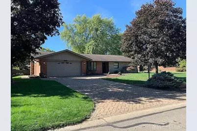 892 Hyde Park Drive, Dayton, OH 45429 - Photo 1