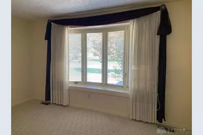 892 Hyde Park Drive, Dayton, OH 45429 - Photo 7