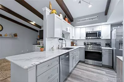 6085 N Quinella Way, Centerville, OH 45459 - Photo 15