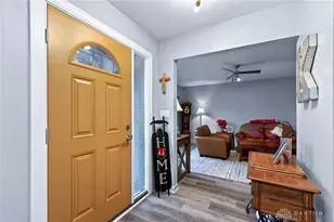 6085 N Quinella Way, Centerville, OH 45459 - Photo 3