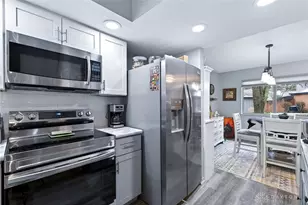 6085 N Quinella Way, Centerville, OH 45459 - Photo 13