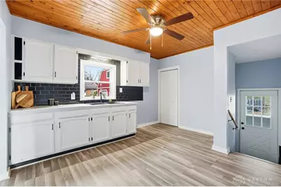 569 Kepler Road, Butler Twp, OH 45414 - Photo 13