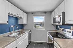 6226 Hemingway Rd, Dayton, OH 45424 - Photo 15