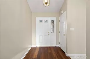 1200 Whitetail Dr, Fairborn, OH 45324 - Photo 5