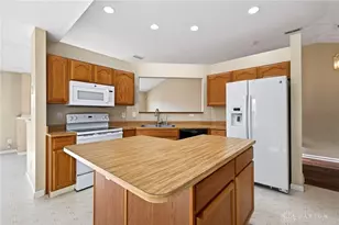 1200 Whitetail Dr, Fairborn, OH 45324 - Photo 17