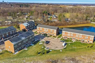 1101 Parklake Row, Springboro, OH 45066 - Photo 3