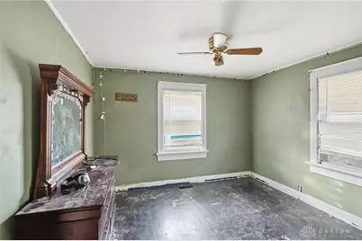 329 E Siebenthaler Avenue, Dayton, OH 45405 - Photo 13