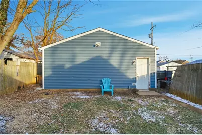 329 E Siebenthaler Avenue, Dayton, OH 45405 - Photo 33