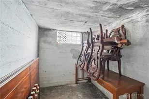 329 E Siebenthaler Ave, Dayton, OH 45405 - Photo 27