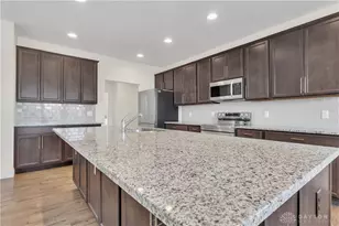 10312 Tice St, Dayton, OH 45458 - Photo 5