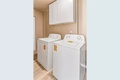 5374 Rawlings Drive, Dayton, OH 45432 - Photo 7