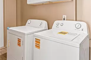 5374 Rawlings Dr, Dayton, OH 45432 - Photo 7