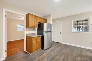 1664 Warder St, Springfield, OH 45503 - Photo 3