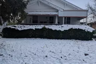 212 Sandhurst Dr, Dayton, OH 45405 - Photo 1